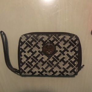 Tommy Hilfiger wallet